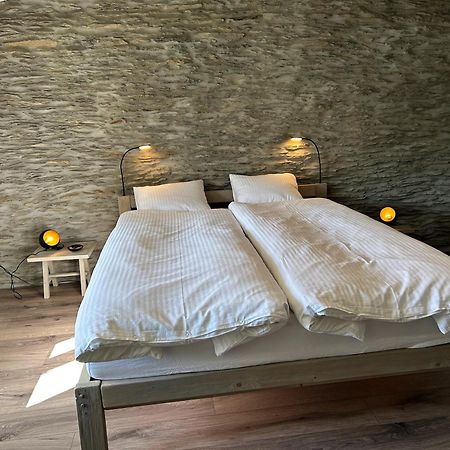 B&B Le Nid D'Hirondelle Уфализ Екстериор снимка