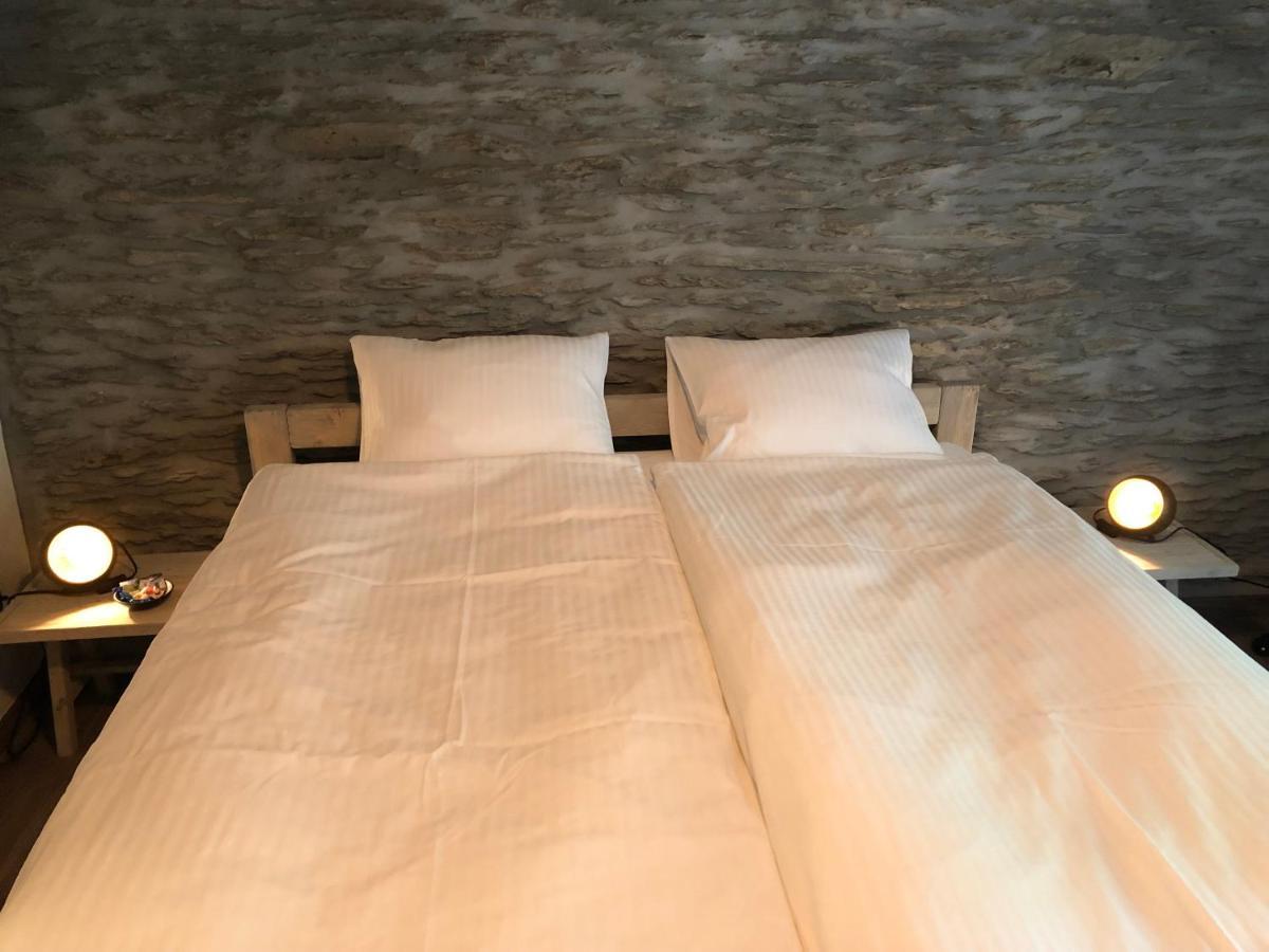 B&B Le Nid D'Hirondelle Уфализ Екстериор снимка