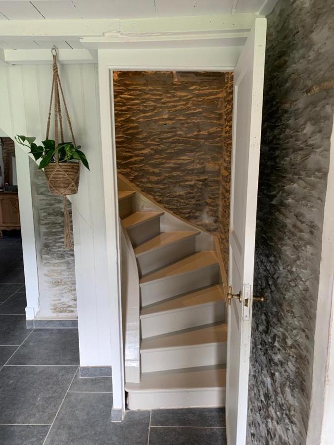 B&B Le Nid D'Hirondelle Уфализ Екстериор снимка